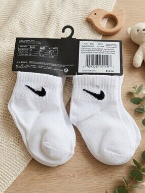 New Nike Infant/Toddler Lightweight Ankle Socks 6-Pack – White/Black Size 12-24